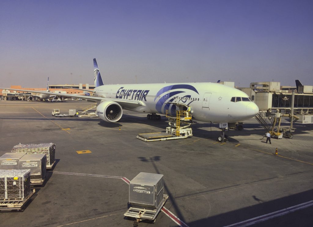 caidxb-egyptair-plane