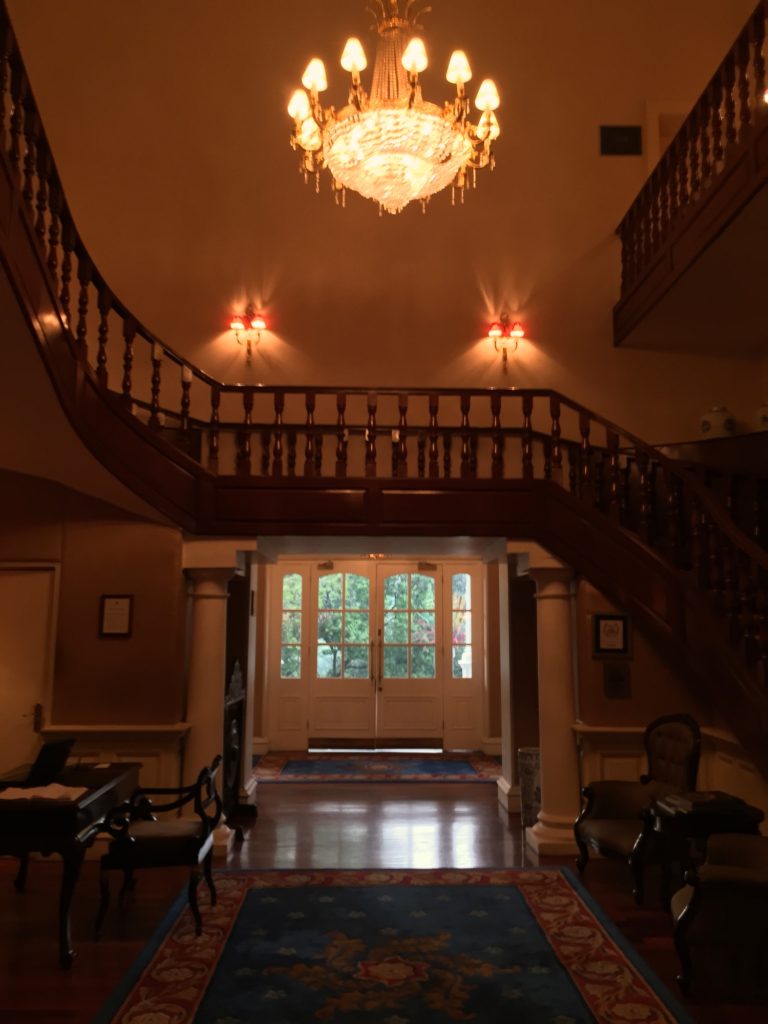 carcosasrinegara-staircase