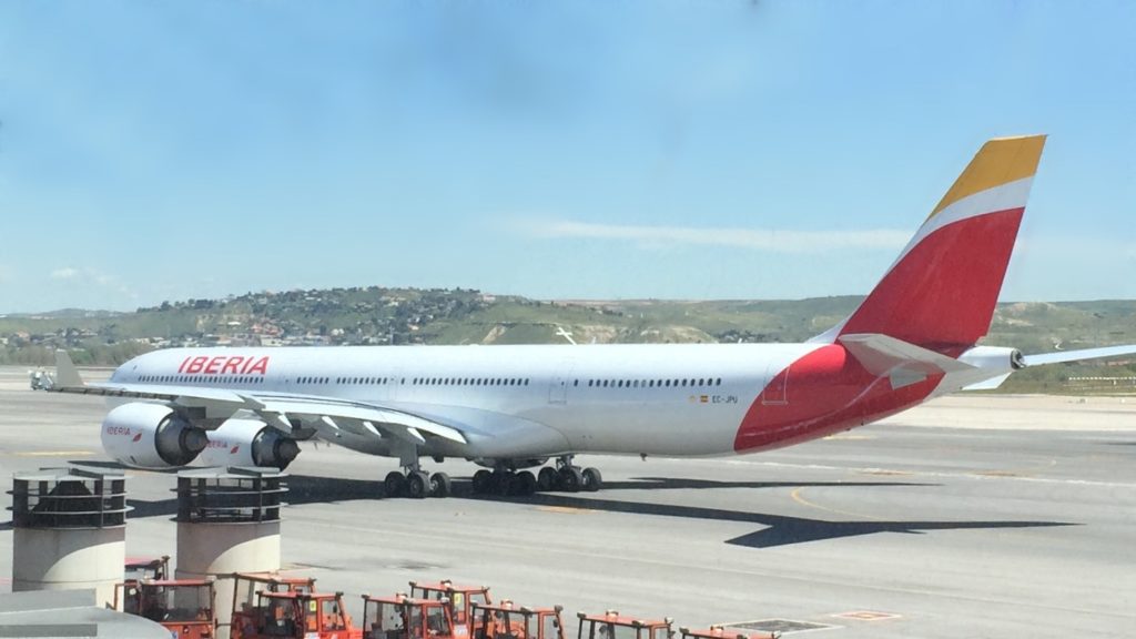 IB A340 in new livery at Madrid